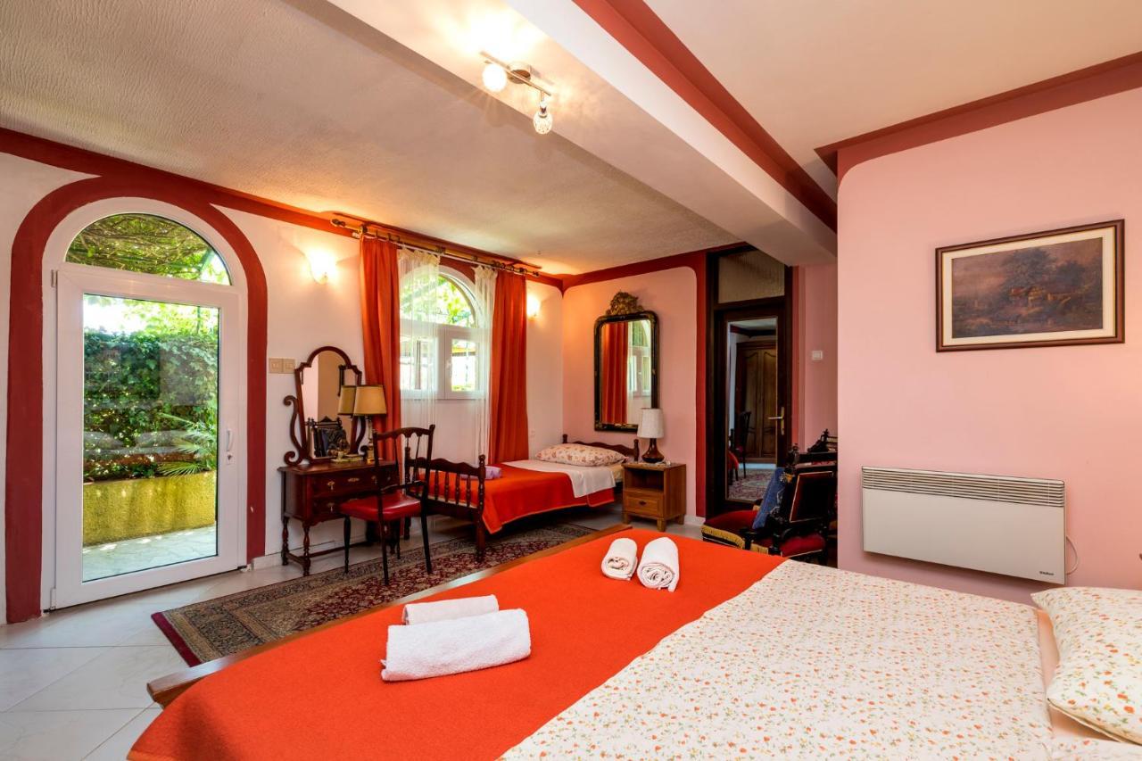 Apartman Maya Mali Lošinj Esterno foto